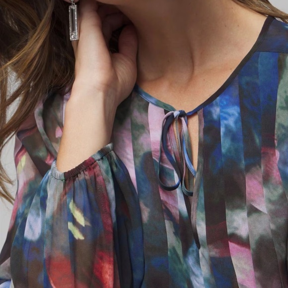 WHBM Long Sleeve V-Neck Pleated Chiffon Blouse NWT - Picture 7 of 11